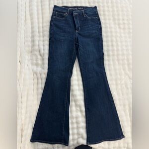 American Eagle Women's Super High-Rise Flare Stretch Jeans (Size 8)